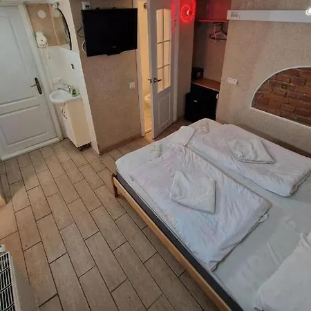 Sun Hotel Lviv